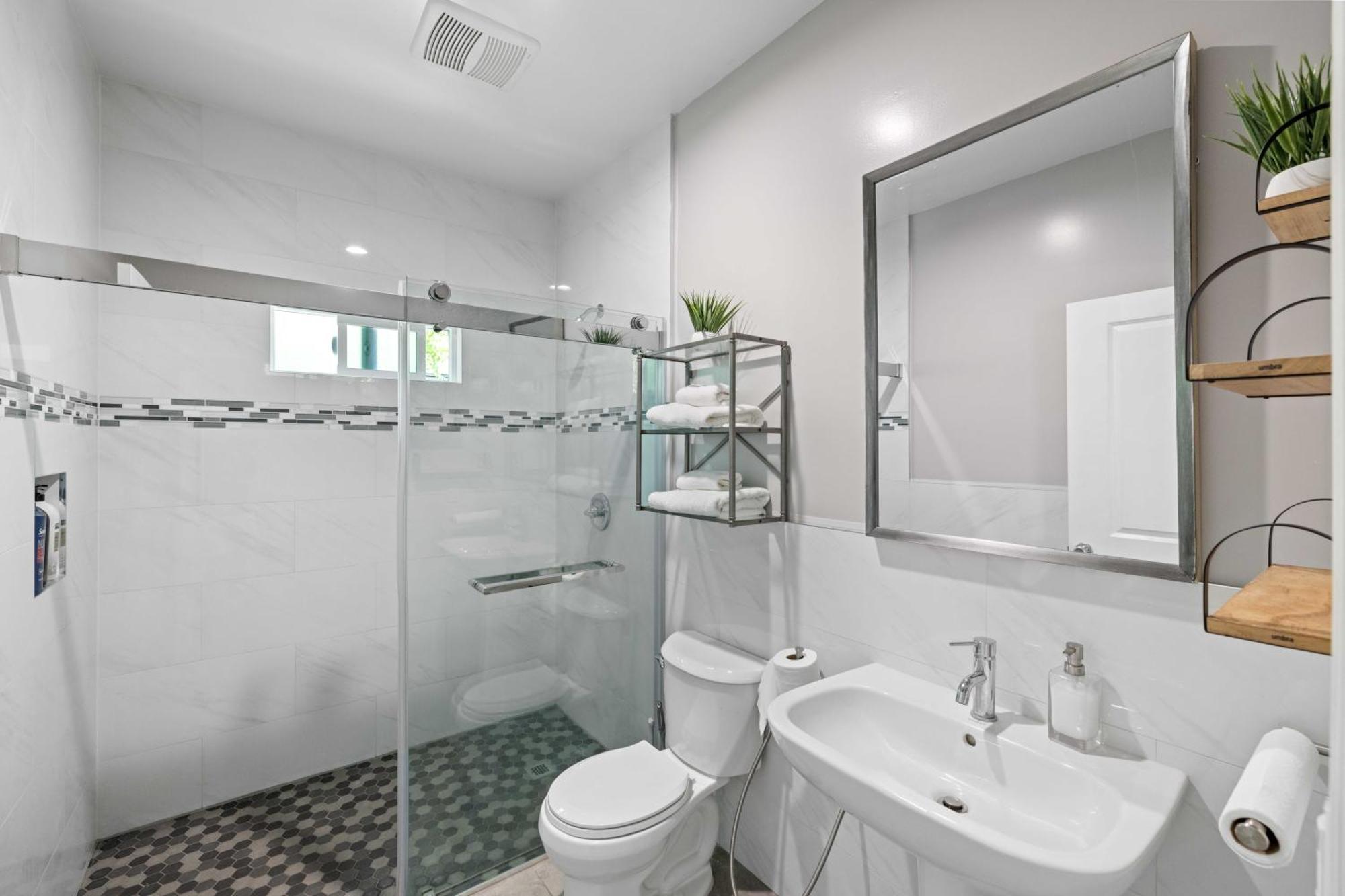 Stylist Home In Convenient Location! Temple City Exterior foto