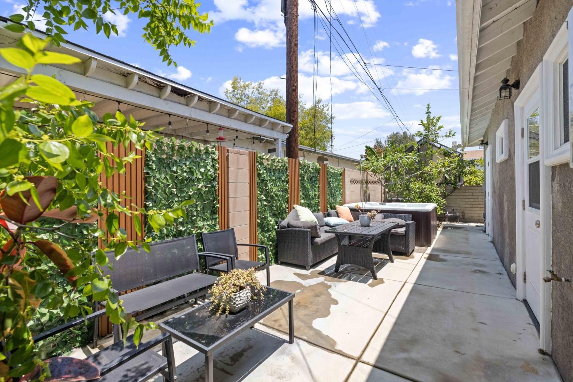 Stylist Home In Convenient Location! Temple City Exterior foto